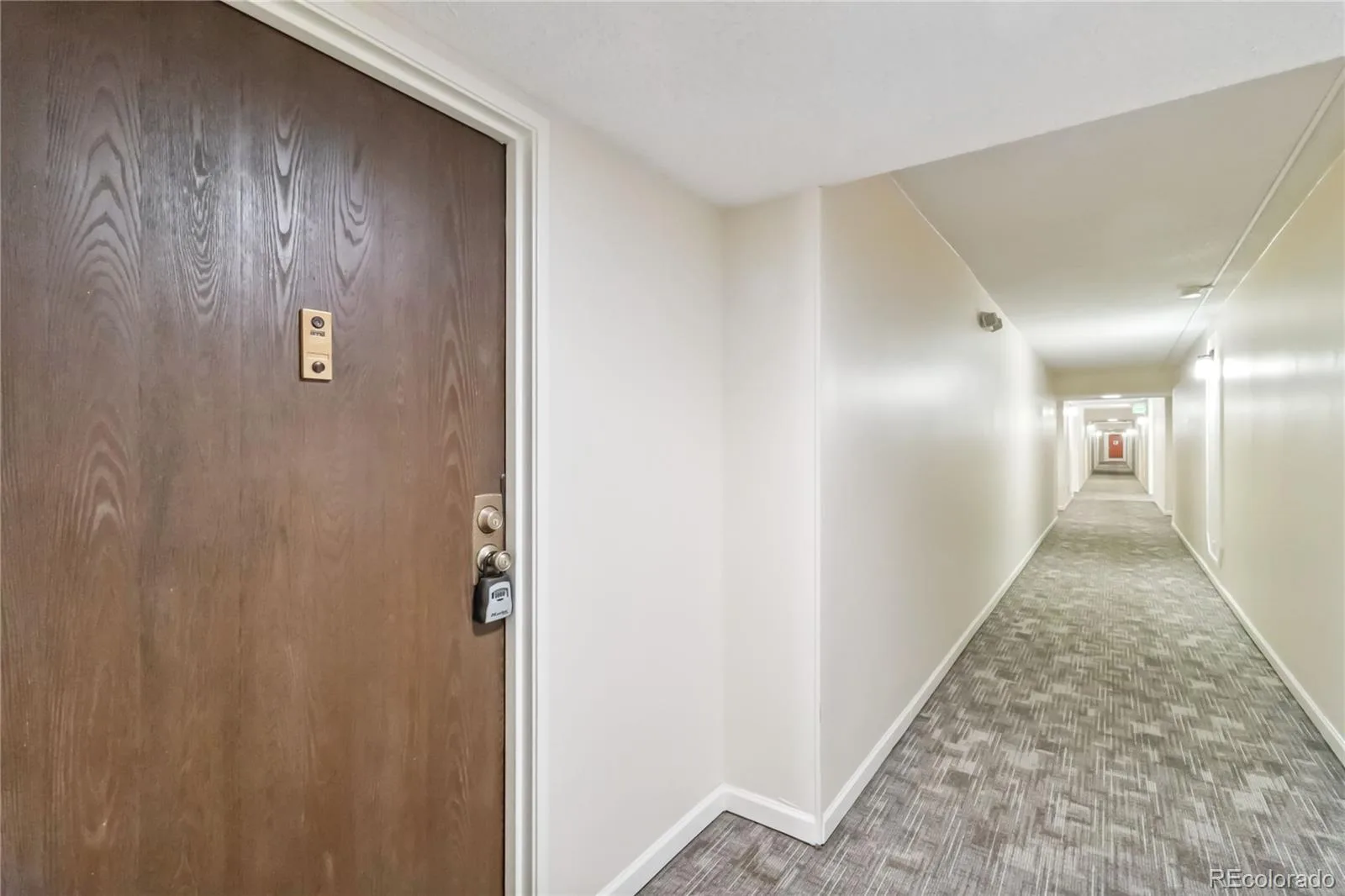 3470 S Poplar Street #102 Denver CO 80224 MLS #REC2396450 06242026225339 1600 28
