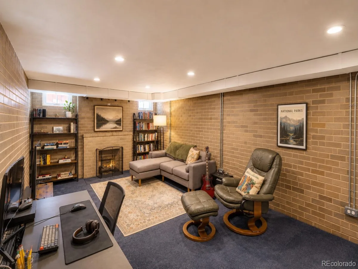 520 Colorado Boulevard Denver CO 80206 MLS #REC2397076 06182026232324 1200 34