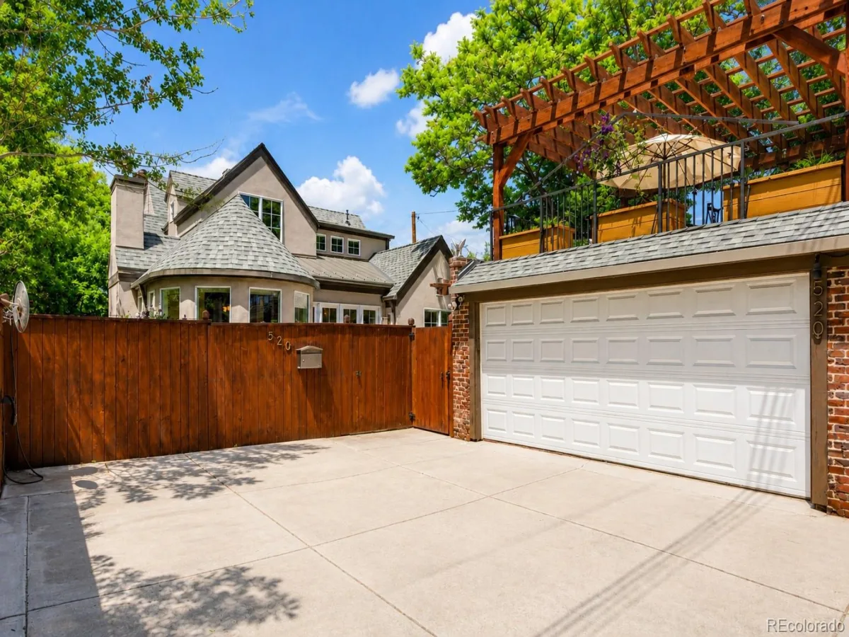 520 Colorado Boulevard Denver CO 80206 MLS #REC2397076 06182026232324 1200 44