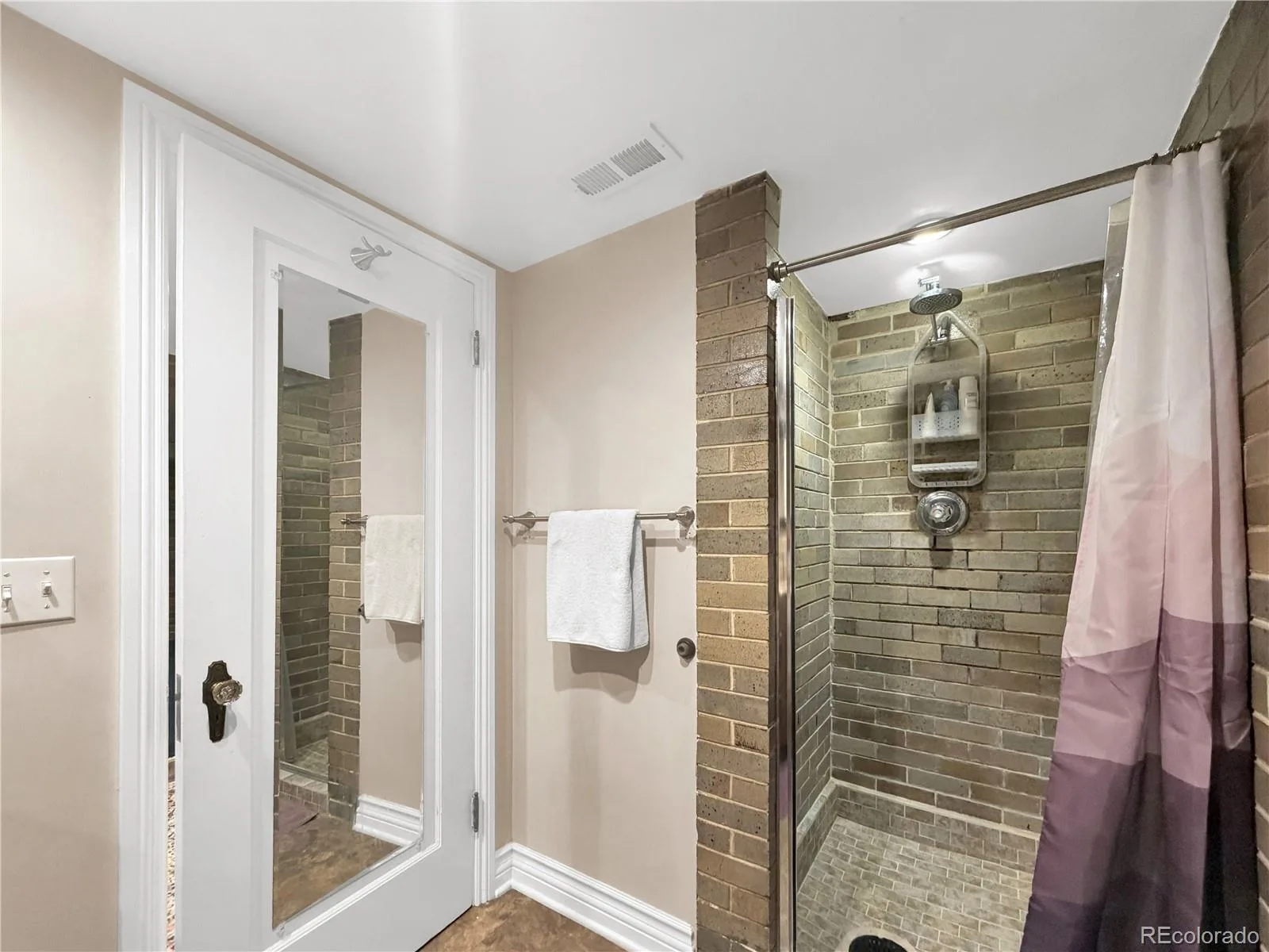 520 Colorado Boulevard Denver CO 80206 MLS #REC2397076 06182026232324 1600 36