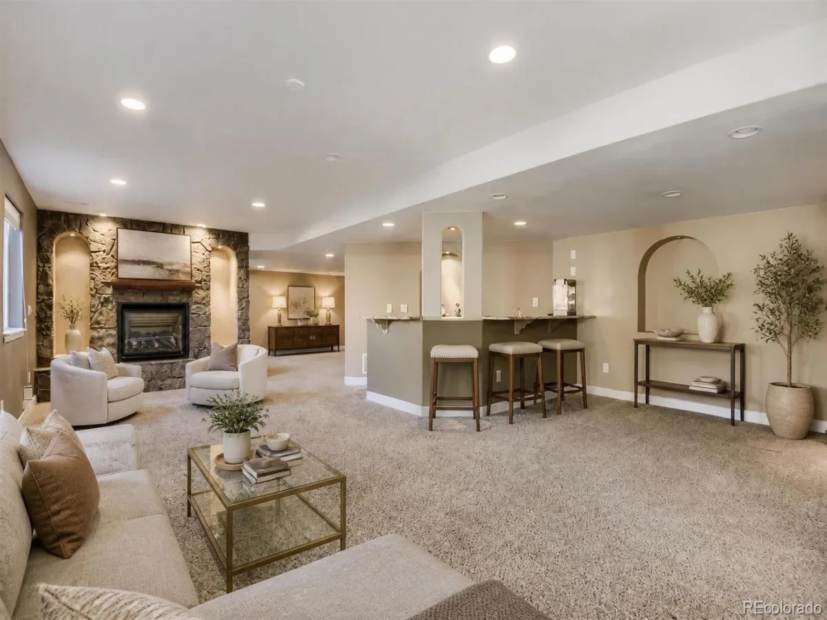 10805 Hickory Ridge Street Highlands Ranch CO 80126 | MLS #REC2399154 07242026234552 1200 28