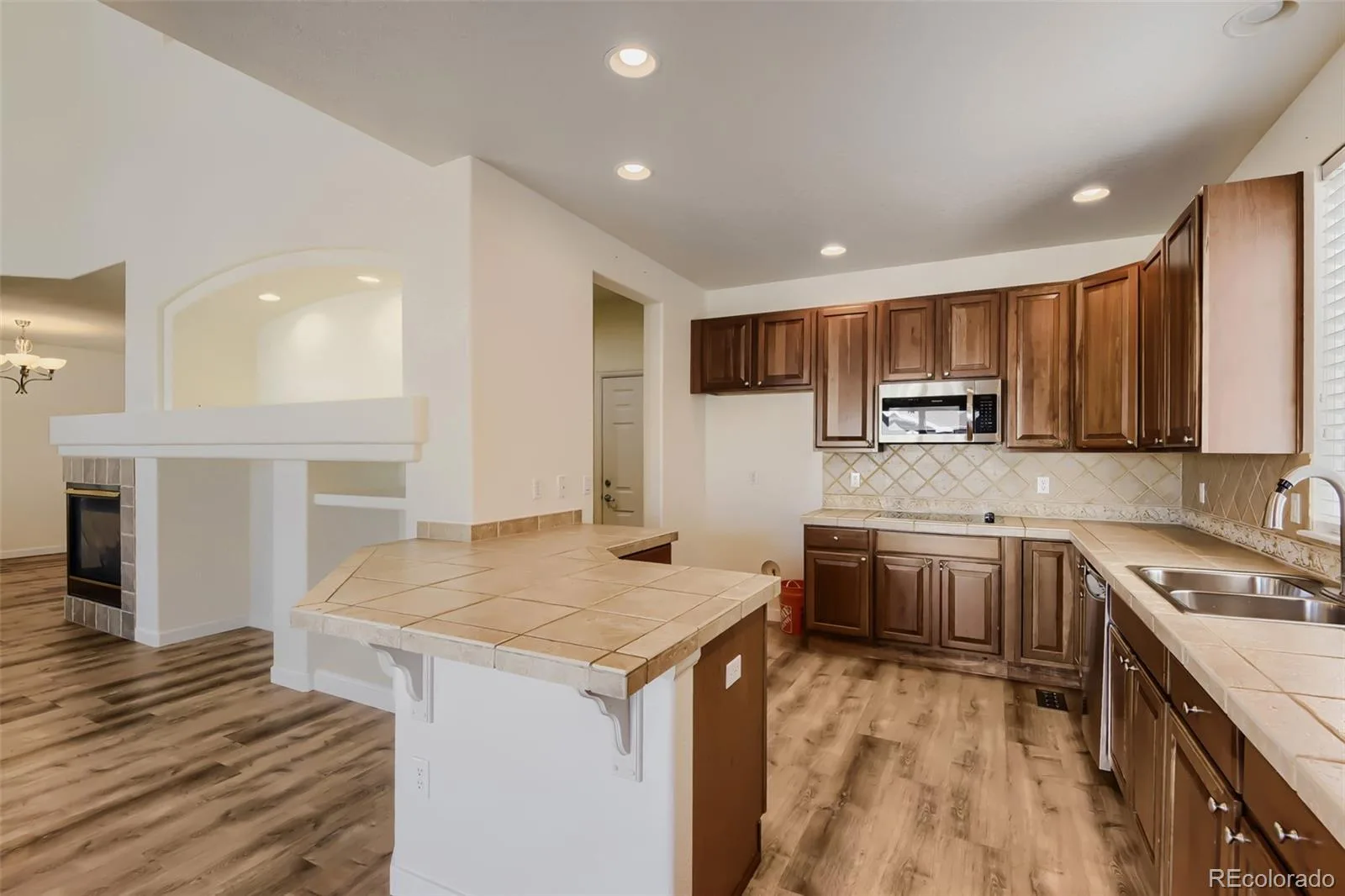 10805 Hickory Ridge Street Highlands Ranch CO 80126 | MLS #REC2399154 07242026234552 1600 15