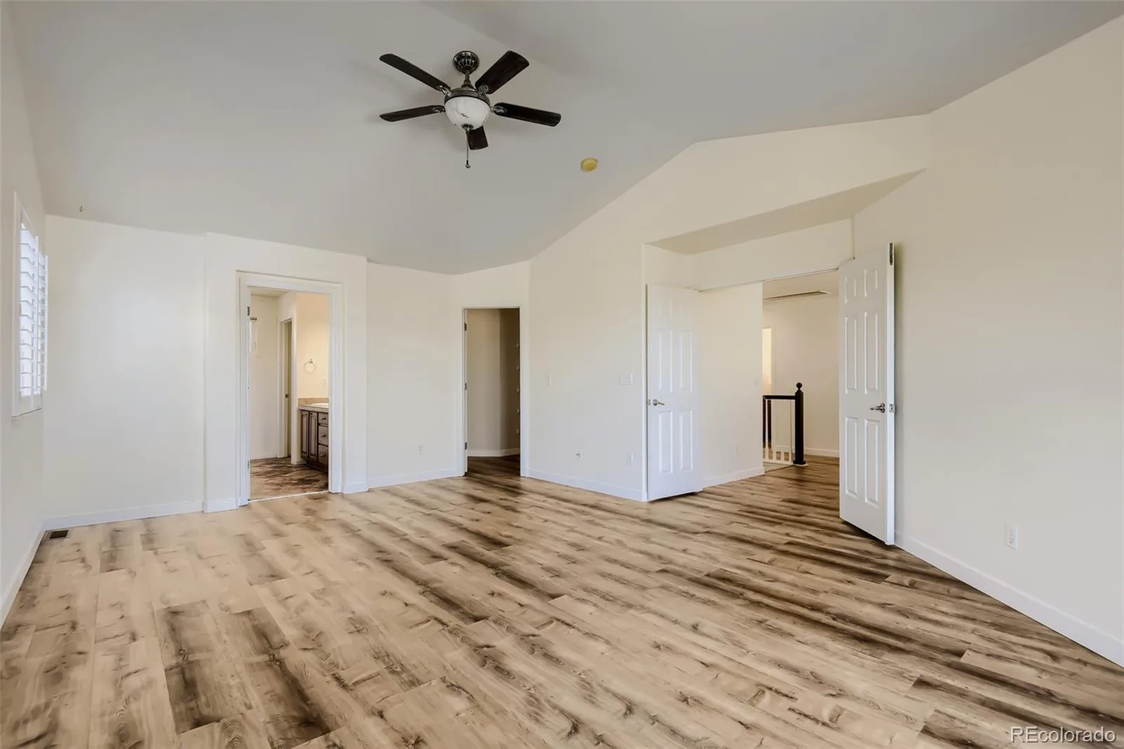 10805 Hickory Ridge Street Highlands Ranch CO 80126 | MLS #REC2399154 07242026234552 1600 21
