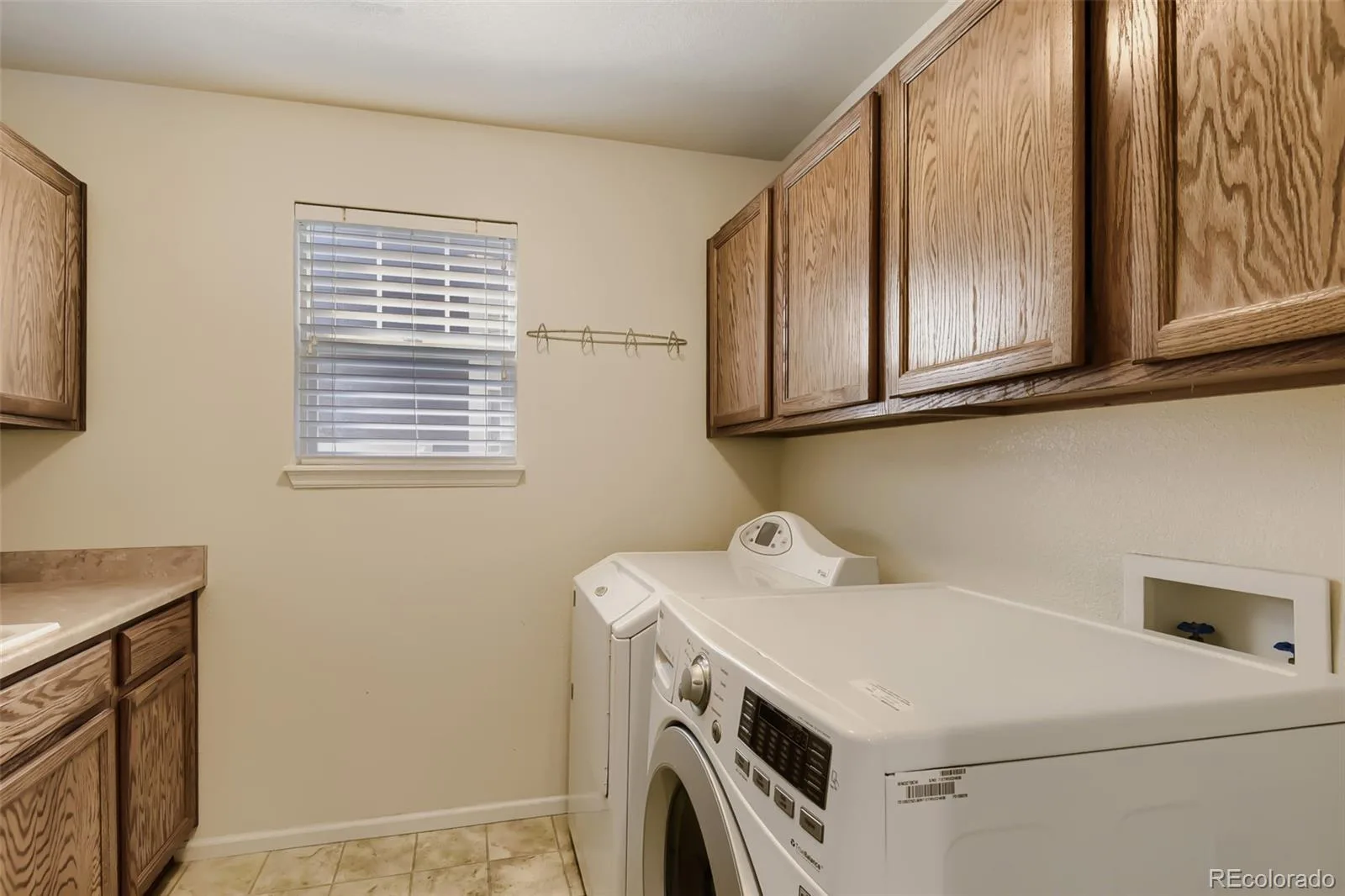 10805 Hickory Ridge Street Highlands Ranch CO 80126 | MLS #REC2399154 07242026234552 1600 33