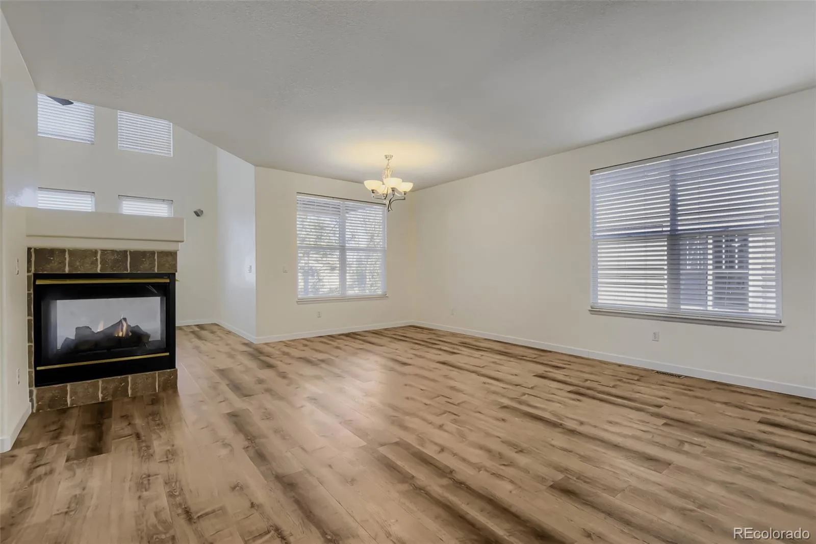 10805 Hickory Ridge Street Highlands Ranch CO 80126 | MLS #REC2399154 07242026234552 1600 5
