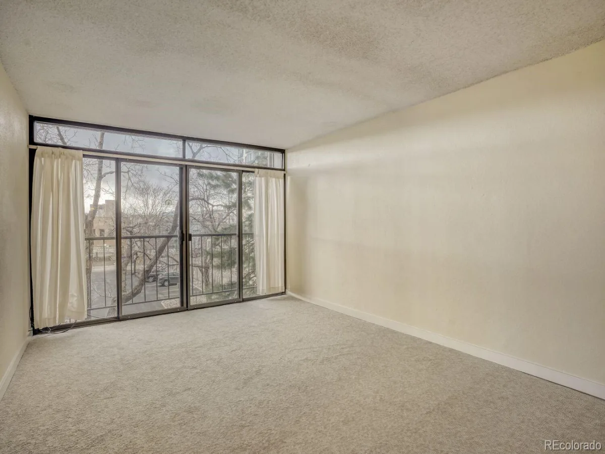 2 Adams Street #303 Denver CO 80206 | MLS #REC2399369 09232026221355 1200 5