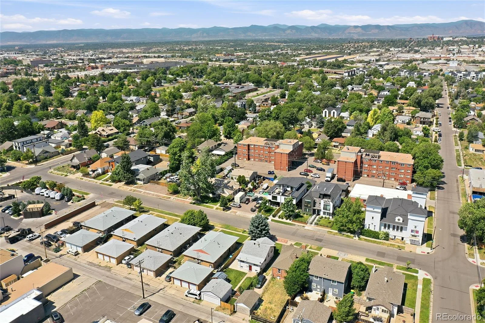 3022 S Acoma Street Englewood CO 80110 MLS #REC2399951 07032026235715 1600 45