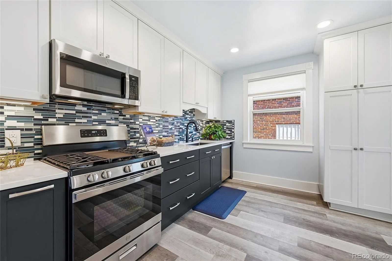 3022 S Acoma Street Englewood CO 80110 | MLS #REC2399951 08122026190149 1600 8