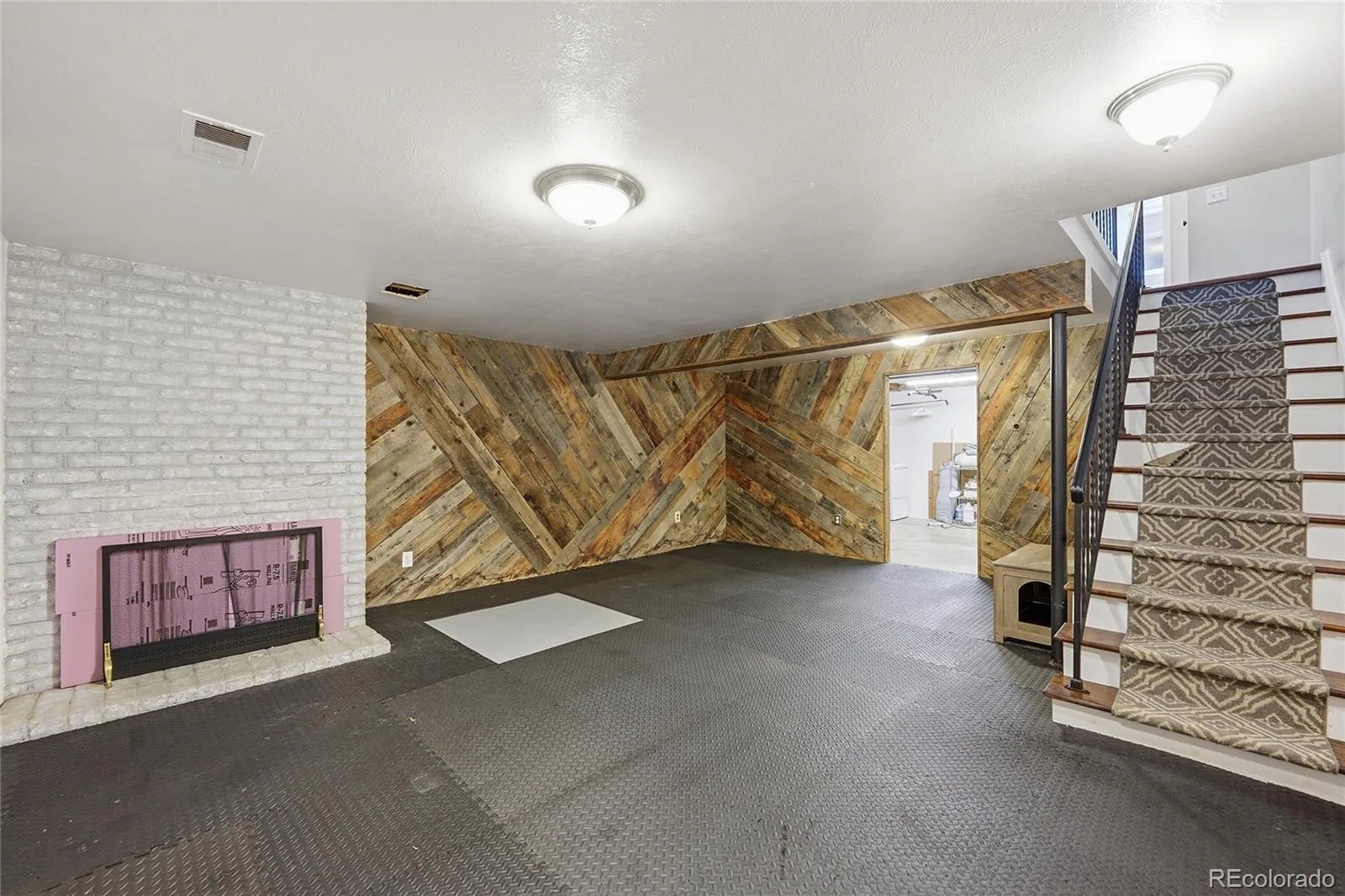1768 Robb Street Denver CO 80215 | MLS #REC2400391 07022026173126 1600 23
