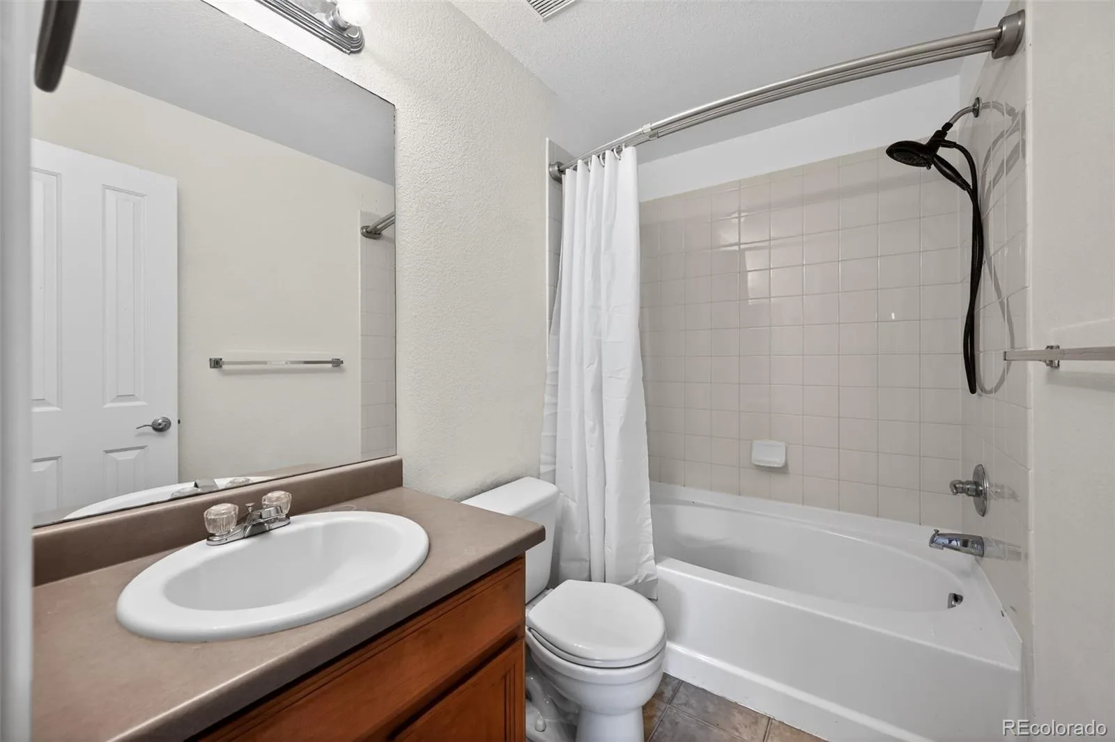 2501 Cutters Circle #102 Castle Rock CO 80108 | MLS #REC2401020 08082026003033 1600 16