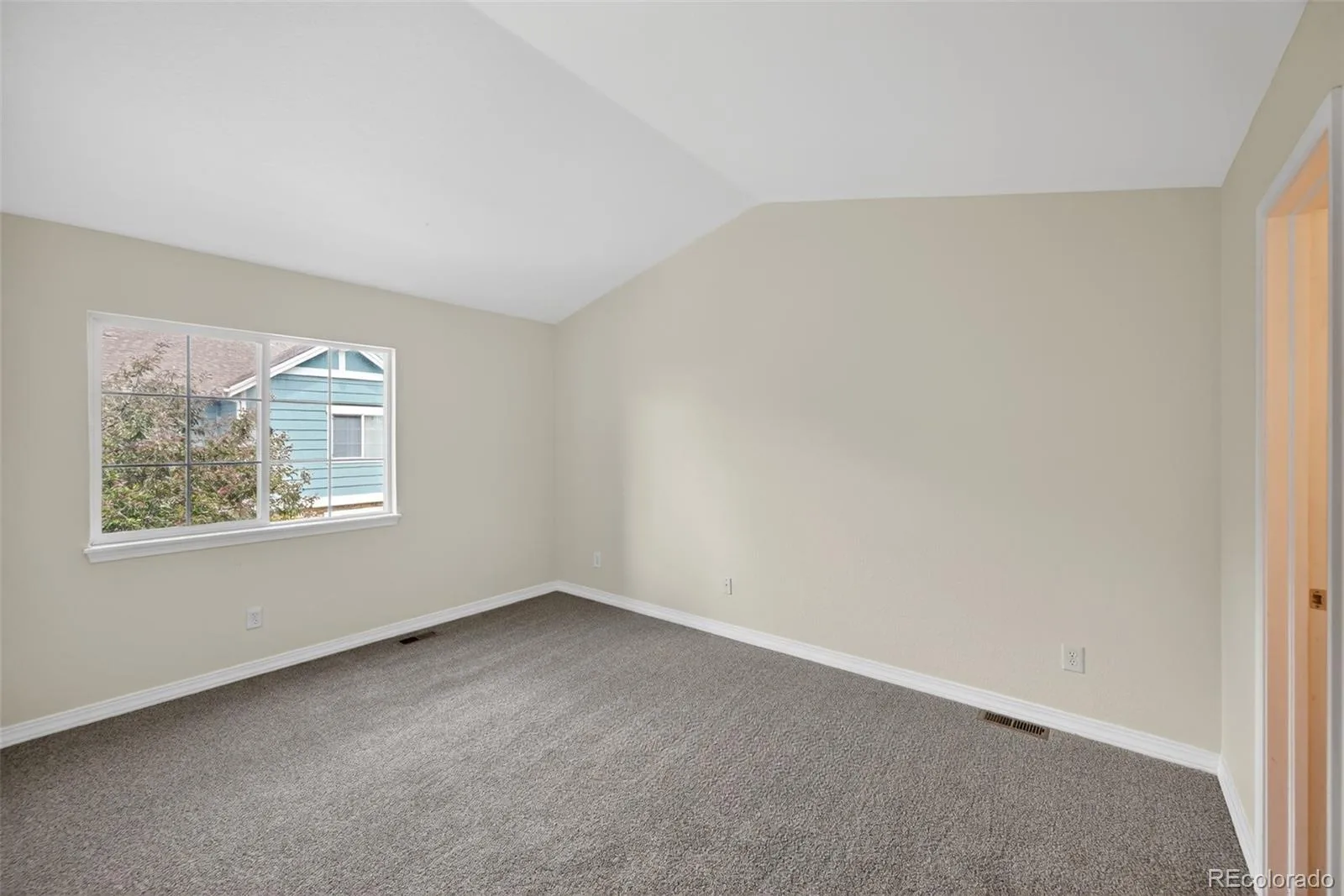 2501 Cutters Circle #102 Castle Rock CO 80108 | MLS #REC2401020 08082026003033 1600 18