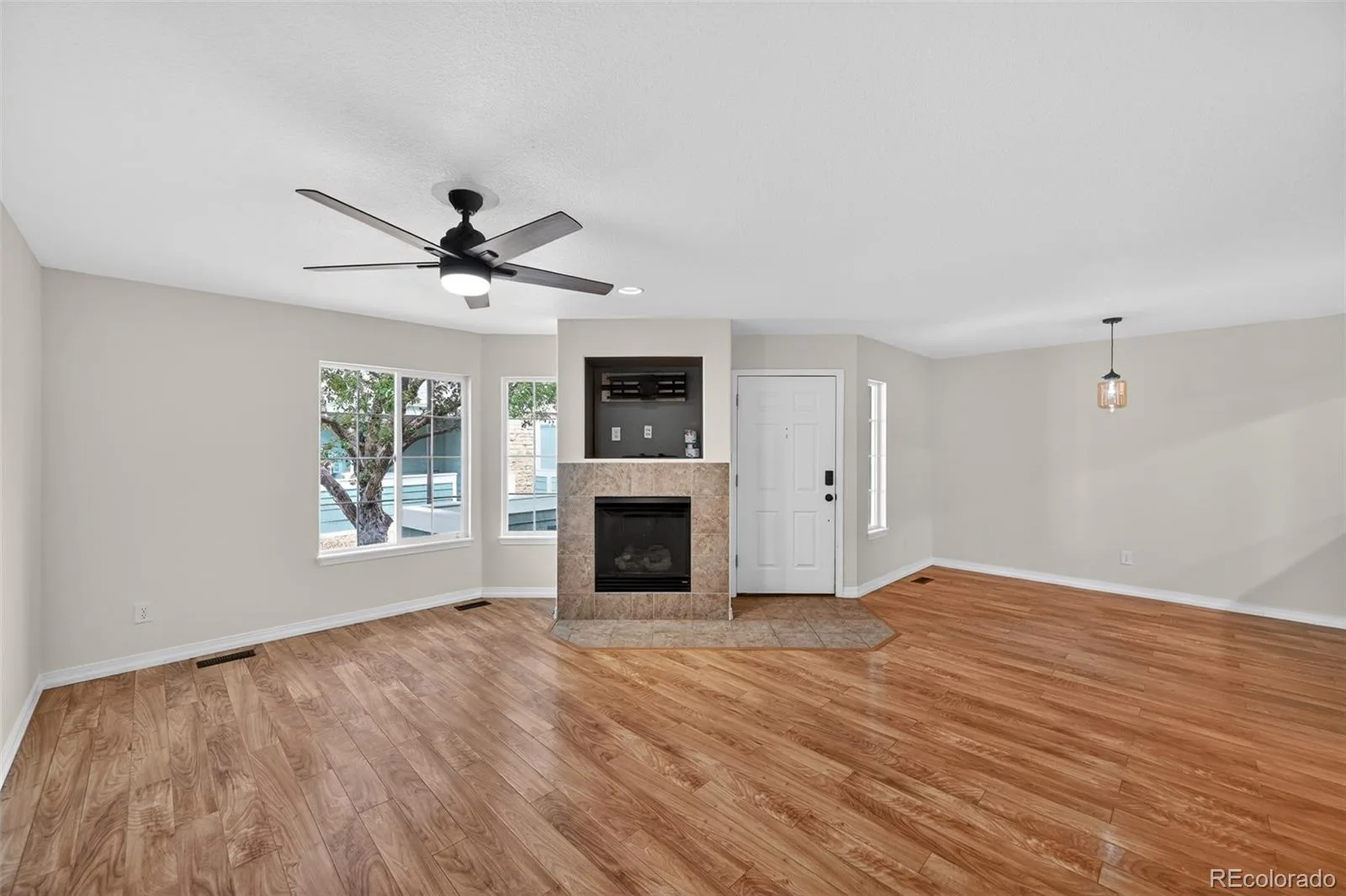 2501 Cutters Circle #102 Castle Rock CO 80108 | MLS #REC2401020 08082026003033 1600 2