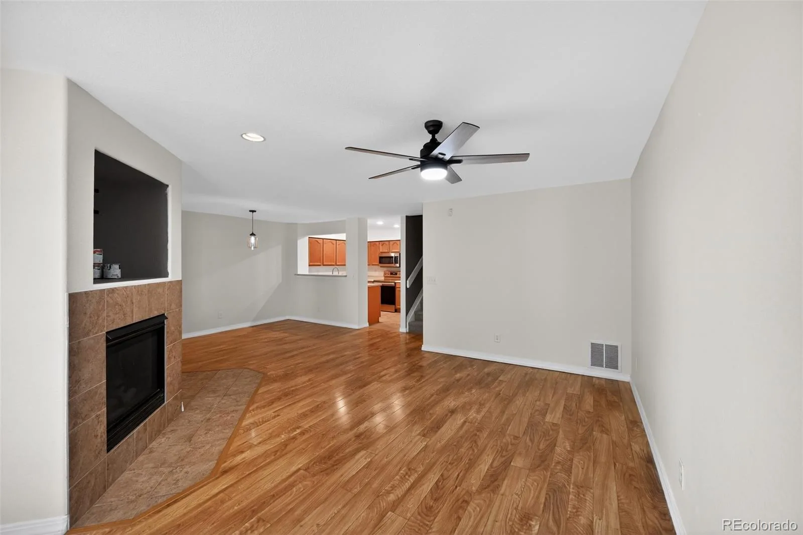 2501 Cutters Circle #102 Castle Rock CO 80108 | MLS #REC2401020 08082026003033 1600 4