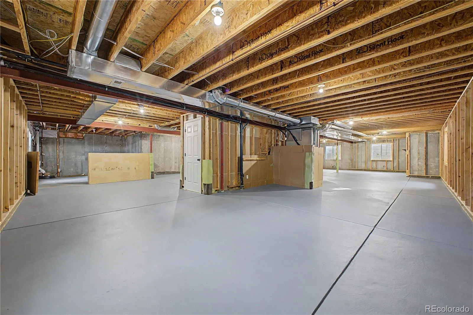 16131 E Lake Drive Aurora CO 80016 MLS #REC2401187 04242026143739 1600 38