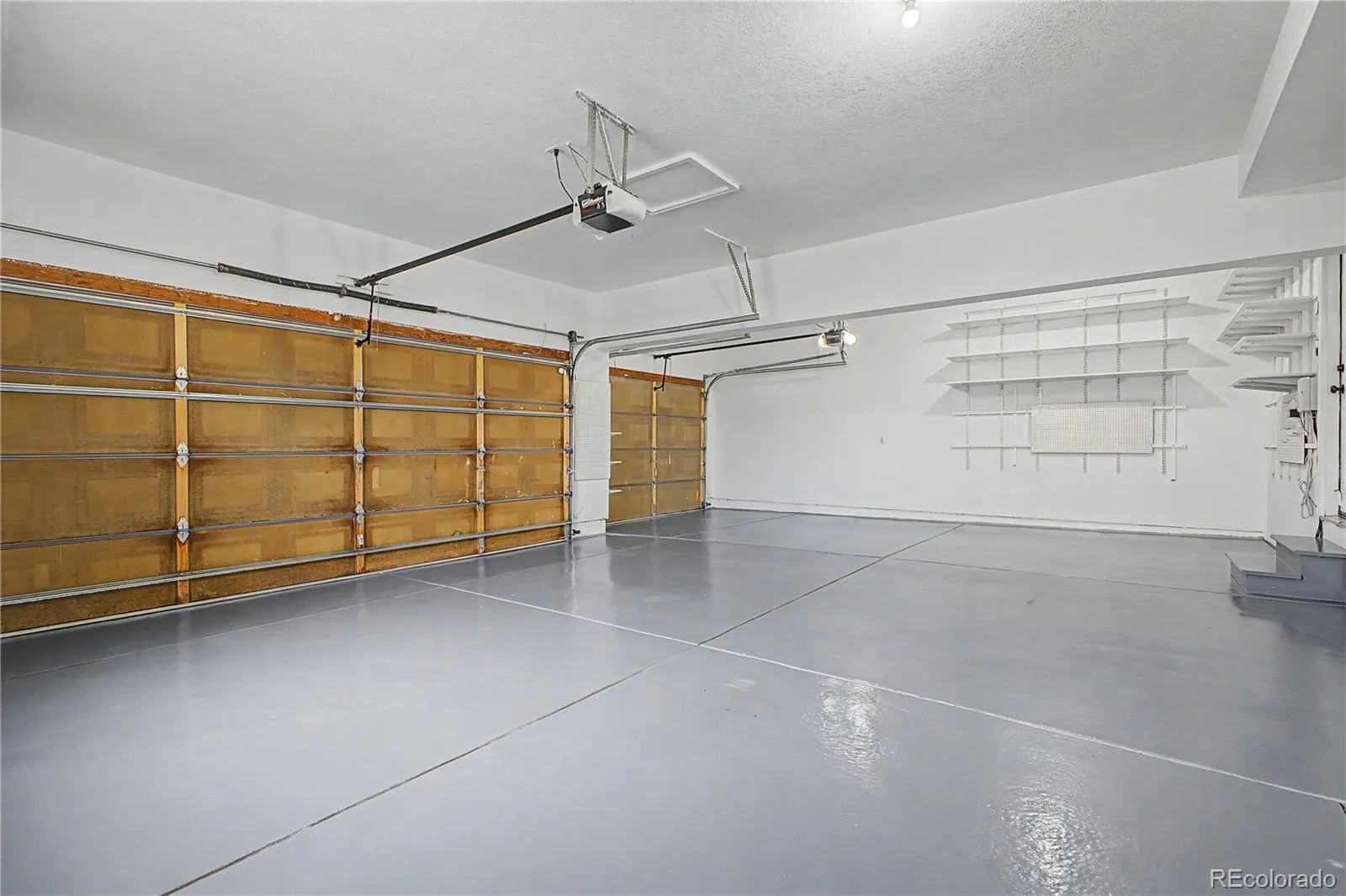 16131 E Lake Drive Aurora CO 80016 MLS #REC2401187 04242026143739 1600 39