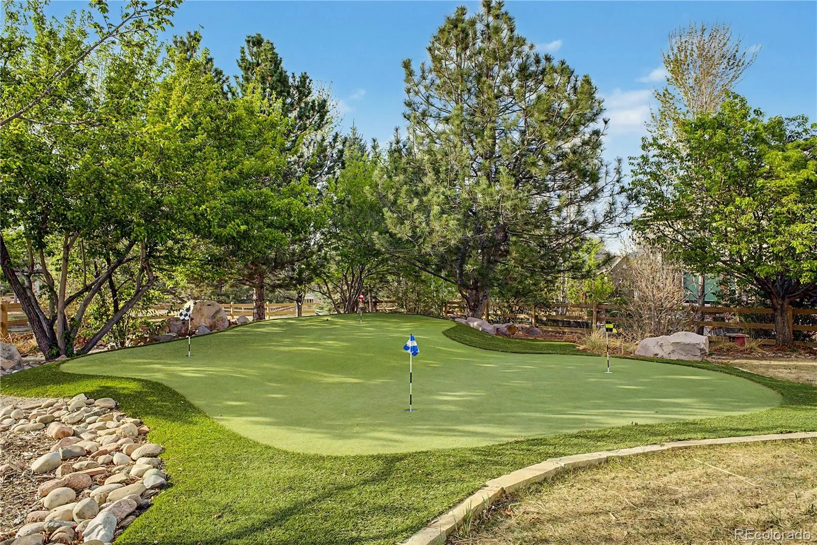 16131 E Lake Drive Aurora CO 80016 MLS #REC2401187 04242026143739 1600 44