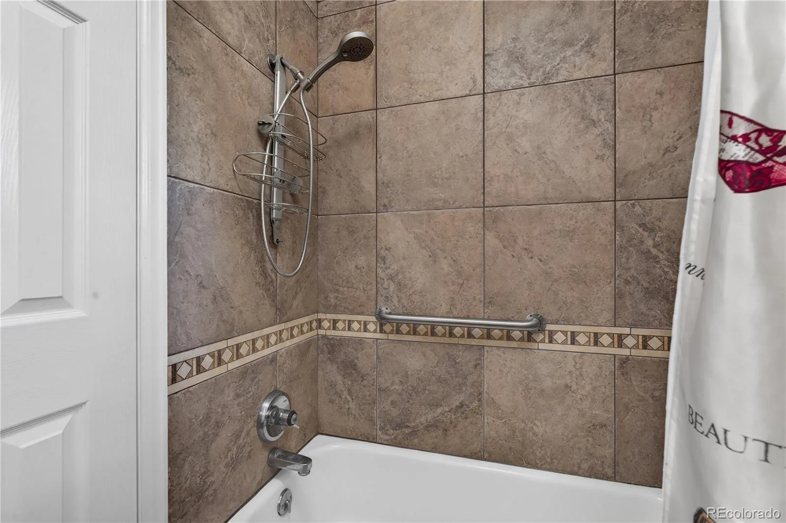 6371 E Dickenson Place Denver CO 80222 | MLS #REC2401480 08212026153033 1600 26