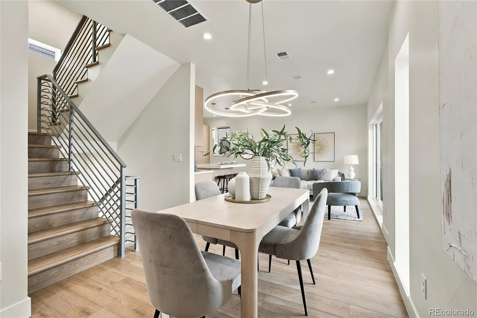 1240 E 35th Avenue Denver CO 80205 | MLS #REC2402948 10142026001743 1600 16