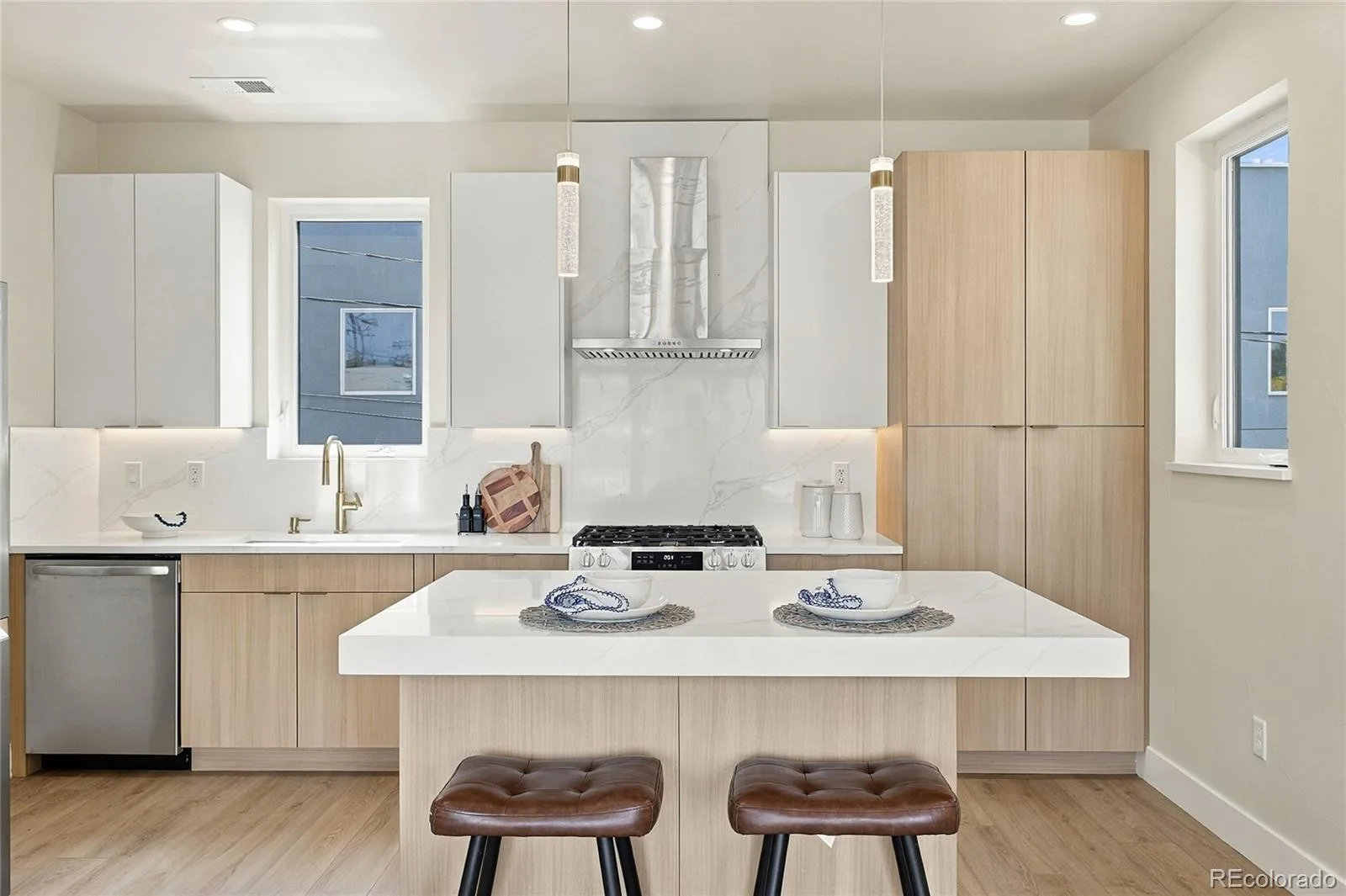 1240 E 35th Avenue Denver CO 80205 | MLS #REC2402948 10142026001743 1600 7