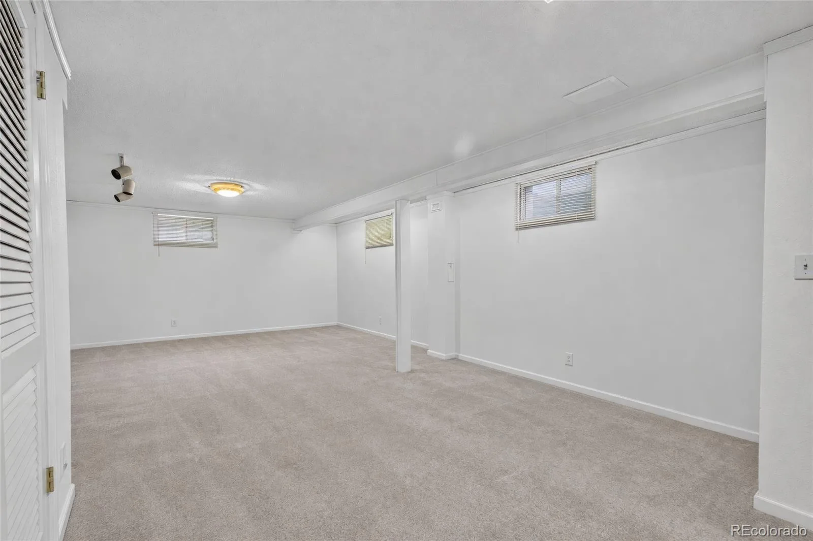 13517 W Alaska Drive Denver CO 80228 | MLS #REC2403737 09272026043408 1600 28