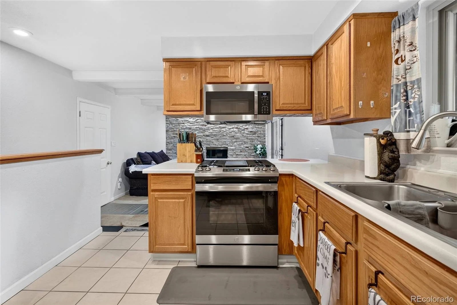 13517 W Alaska Drive Denver CO 80228 | MLS #REC2403737 09272026043408 1600 8