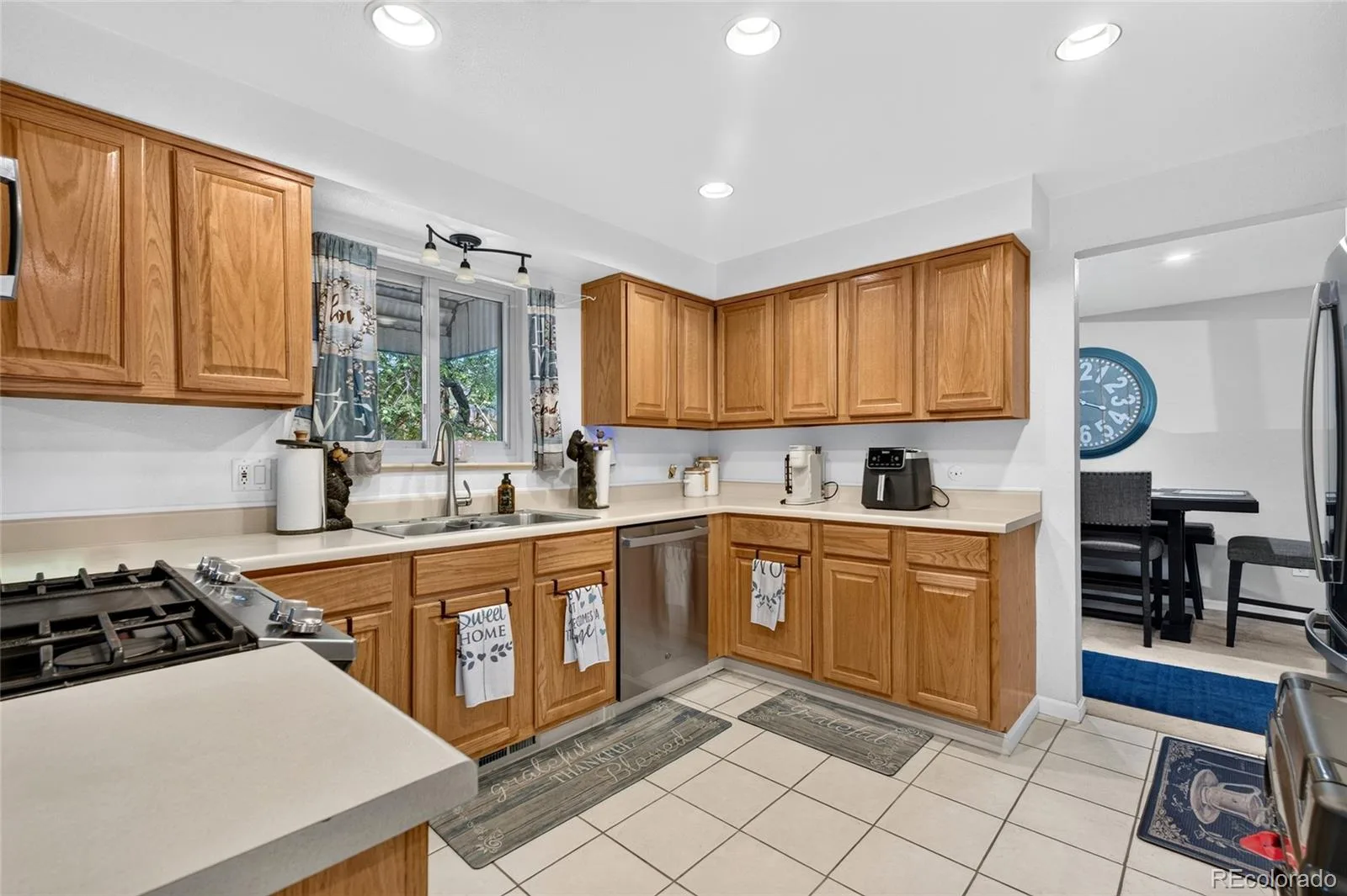 13517 W Alaska Drive Denver CO 80228 | MLS #REC2403737 09272026043408 1600 9