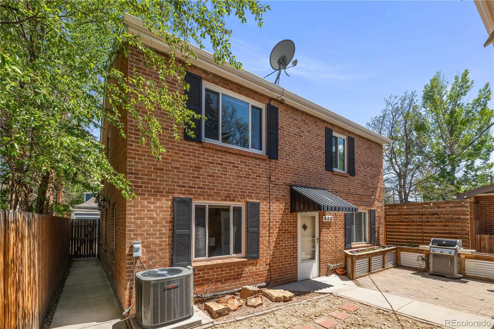 468 S Sherman Street Denver CO 80209 MLS #REC2405799 06022026062058 1600 23
