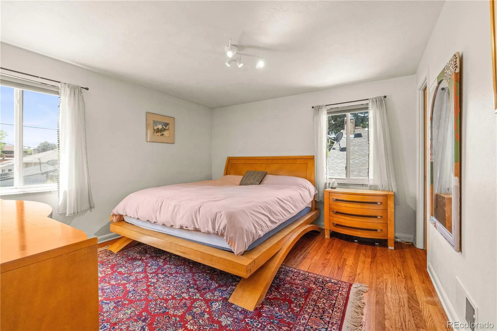 468 S Sherman Street Denver CO 80209 MLS #REC2405799 06022026062058 1600 9