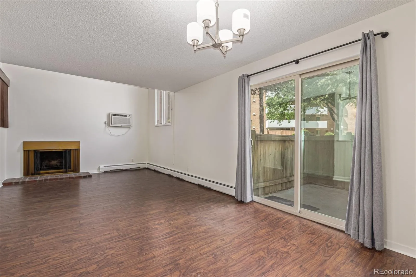 6455 E Bates Avenue #4-105 Denver CO 80222 MLS #REC2407731 04282026171834 1600 17