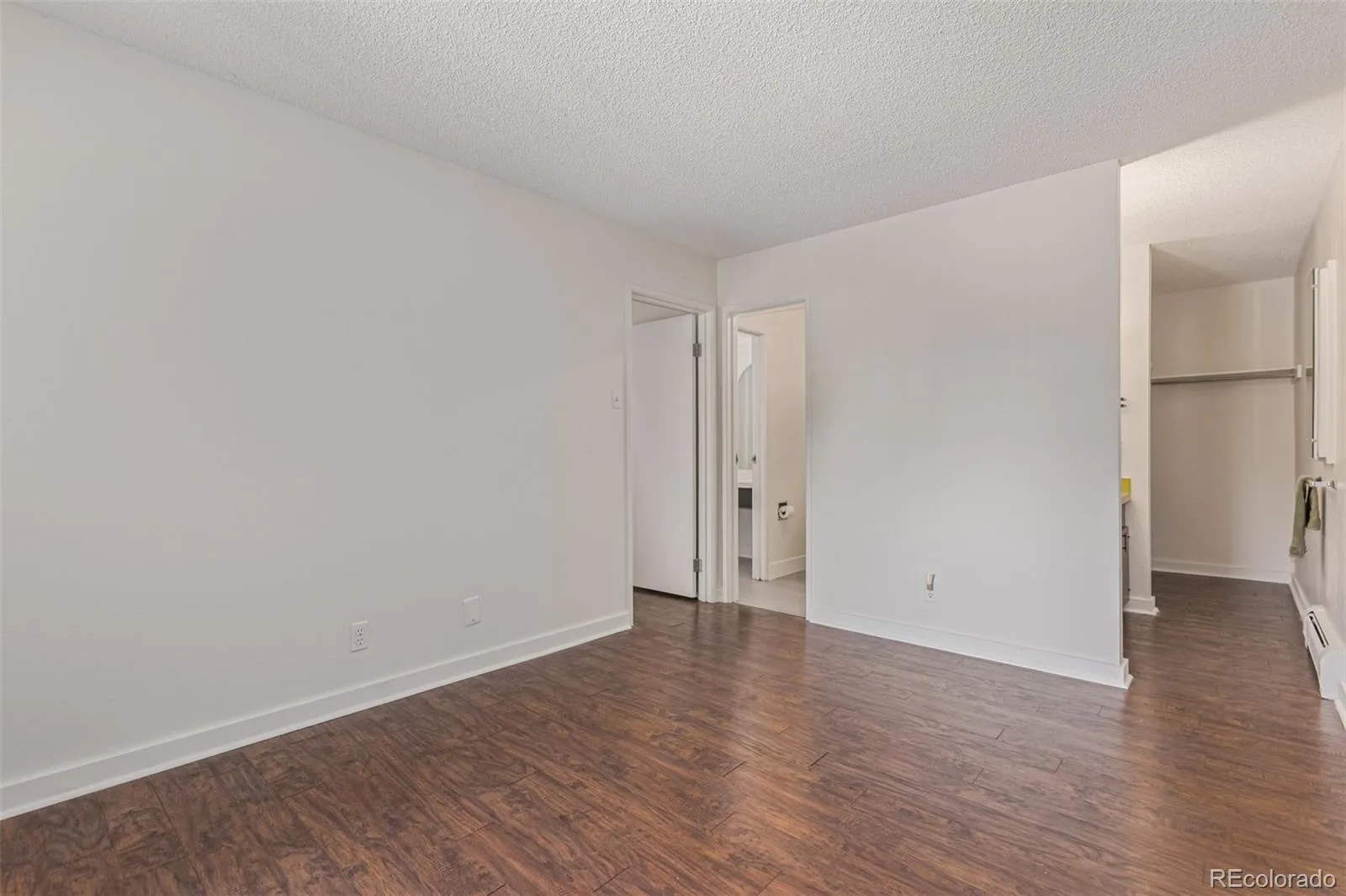 6455 E Bates Avenue #4-105 Denver CO 80222 MLS #REC2407731 04282026171834 1600 24