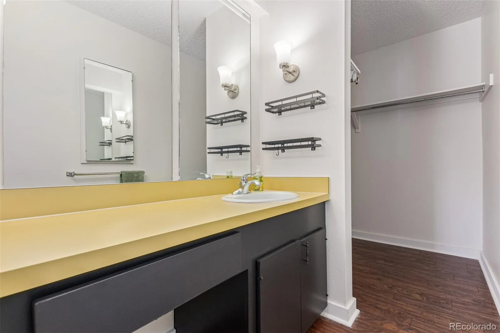 6455 E Bates Avenue #4-105 Denver CO 80222 MLS #REC2407731 04282026171834 1600 25