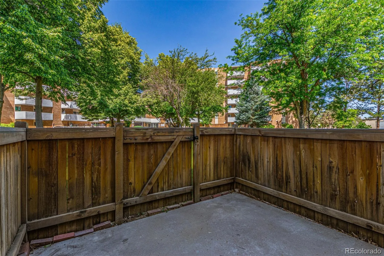 6455 E Bates Avenue #4-105 Denver CO 80222 MLS #REC2407731 04282026171834 1600 32