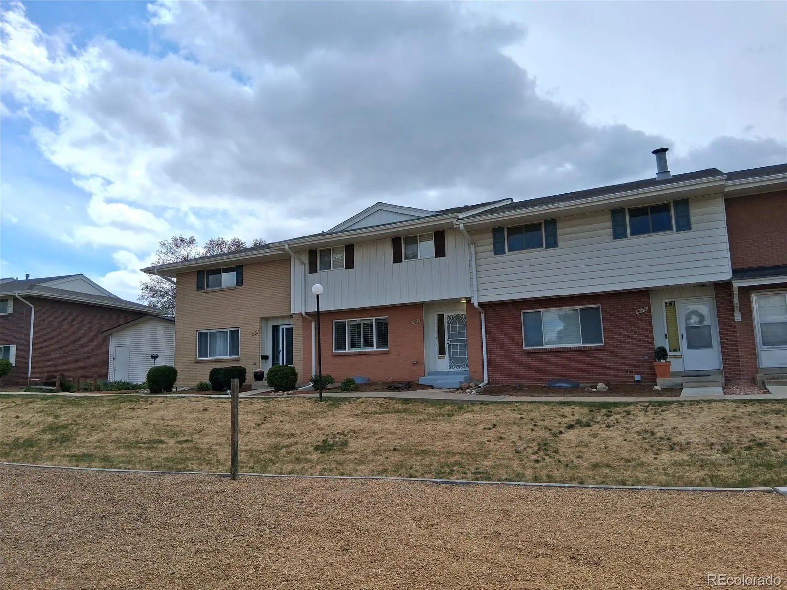 9080 E Nassau Avenue Denver CO 80237 MLS #REC2408229 04272026233608 1600 0