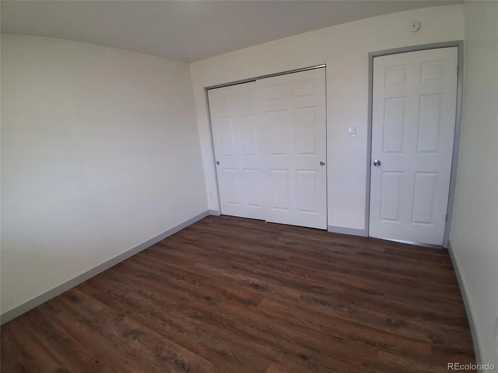9080 E Nassau Avenue Denver CO 80237 MLS #REC2408229 04272026233608 1600 17