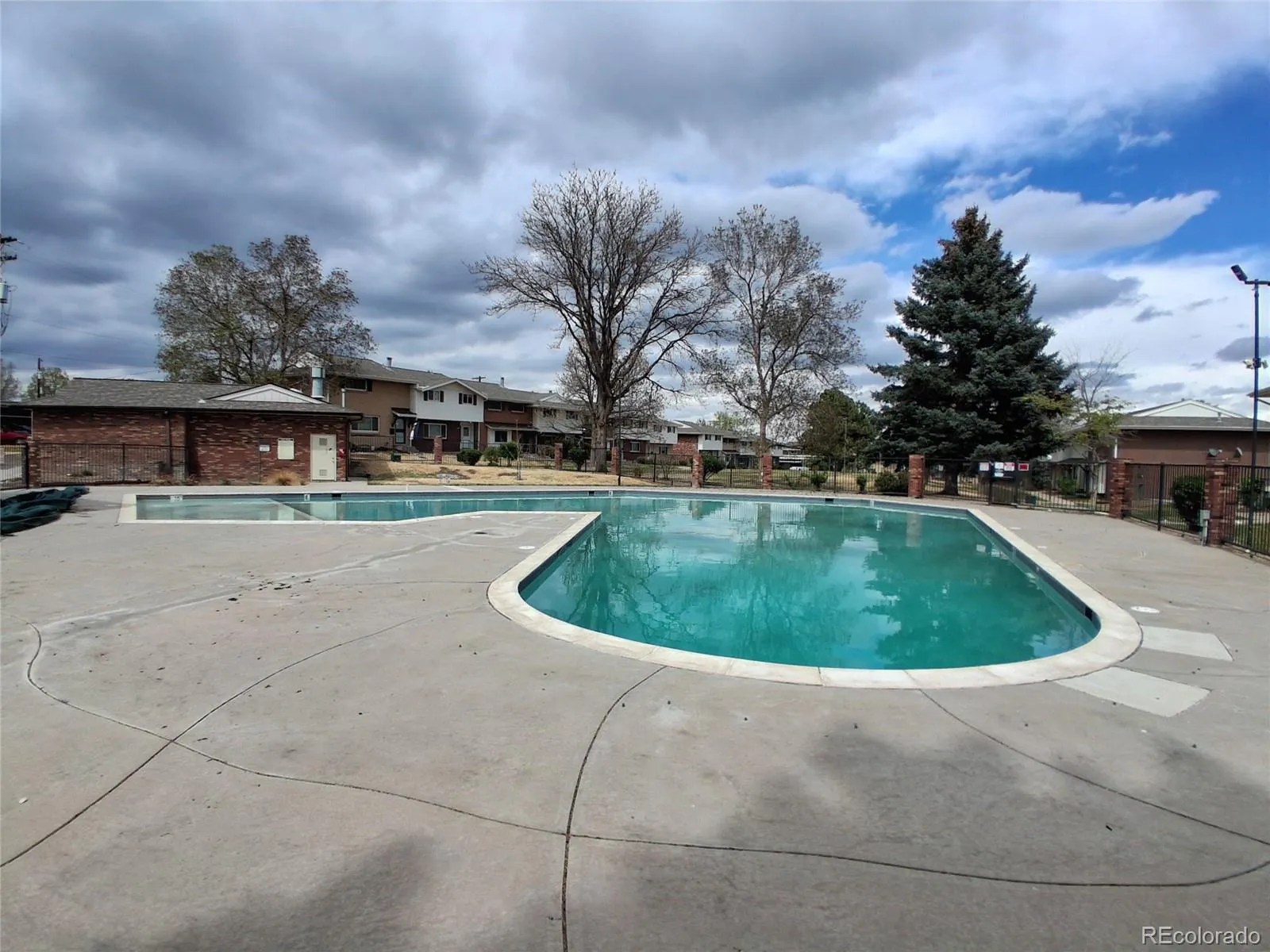 9080 E Nassau Avenue Denver CO 80237 MLS #REC2408229 04272026233608 1600 30