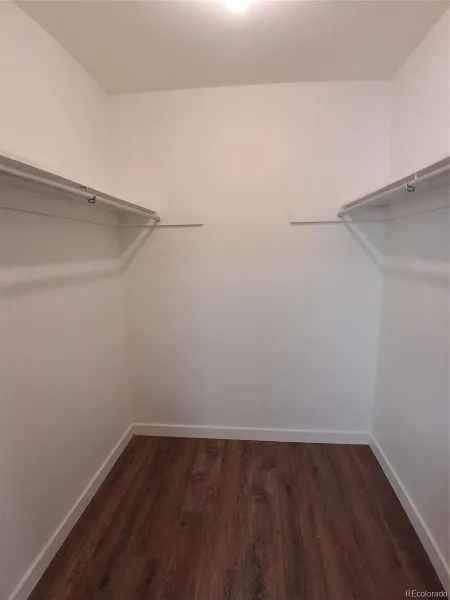 9080 E Nassau Avenue Denver CO 80237 MLS #REC2408229 04272026233608 800 16