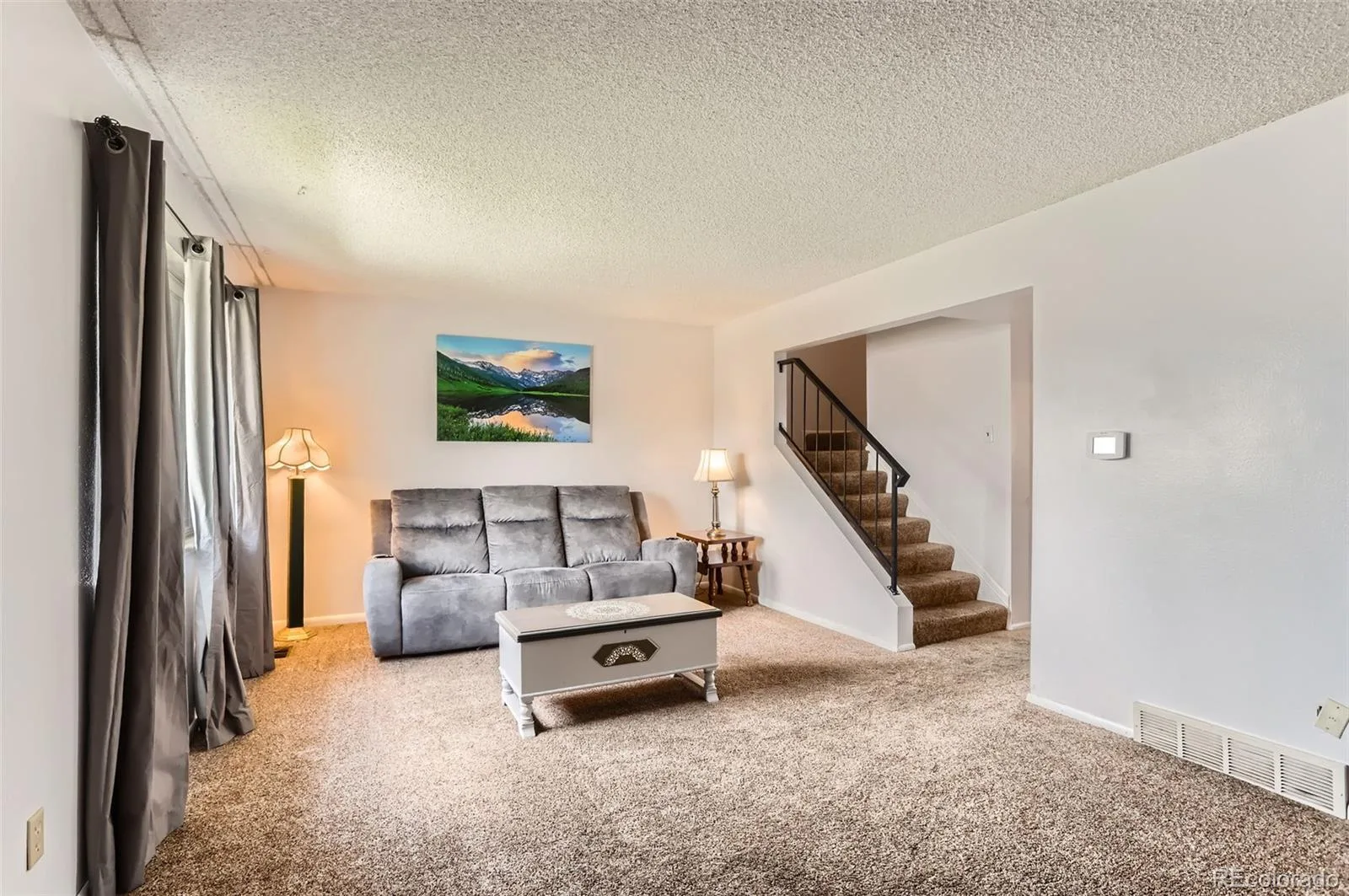 8613 Santa Fe Drive Thornton CO 80260 | MLS #REC2410701 08042026185426 1600 2