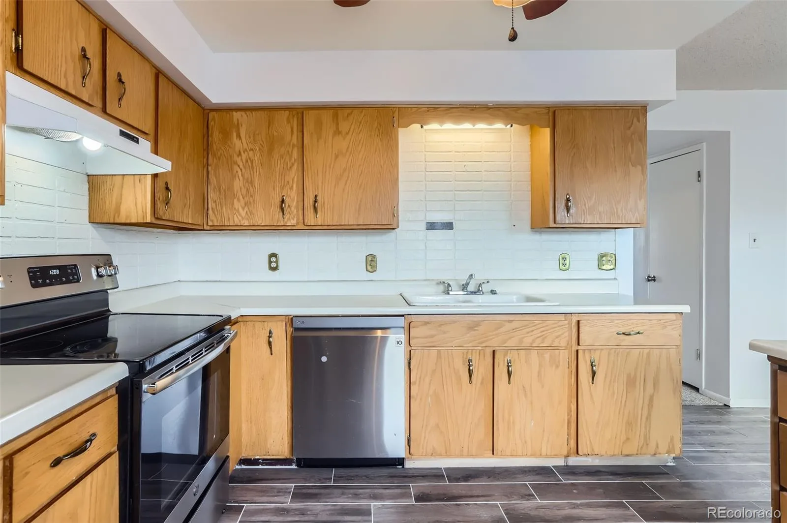 8613 Santa Fe Drive Thornton CO 80260 | MLS #REC2410701 08042026185426 1600 9