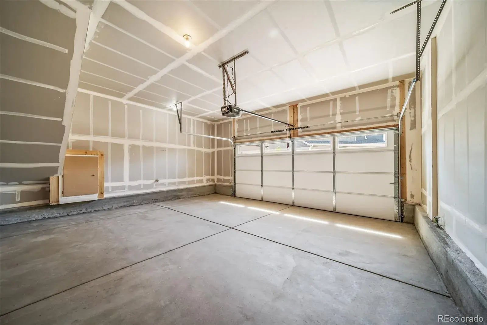 3942 N Tempe Street Aurora CO 80019 MLS #REC2411020 02132026181853 1600 26