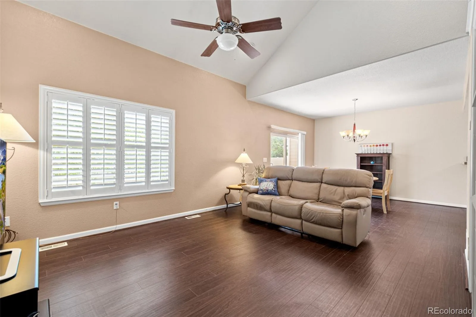 15555 E 40th Avenue #110 Denver CO 80239 | MLS #REC2411713 06202026195502 1600 6