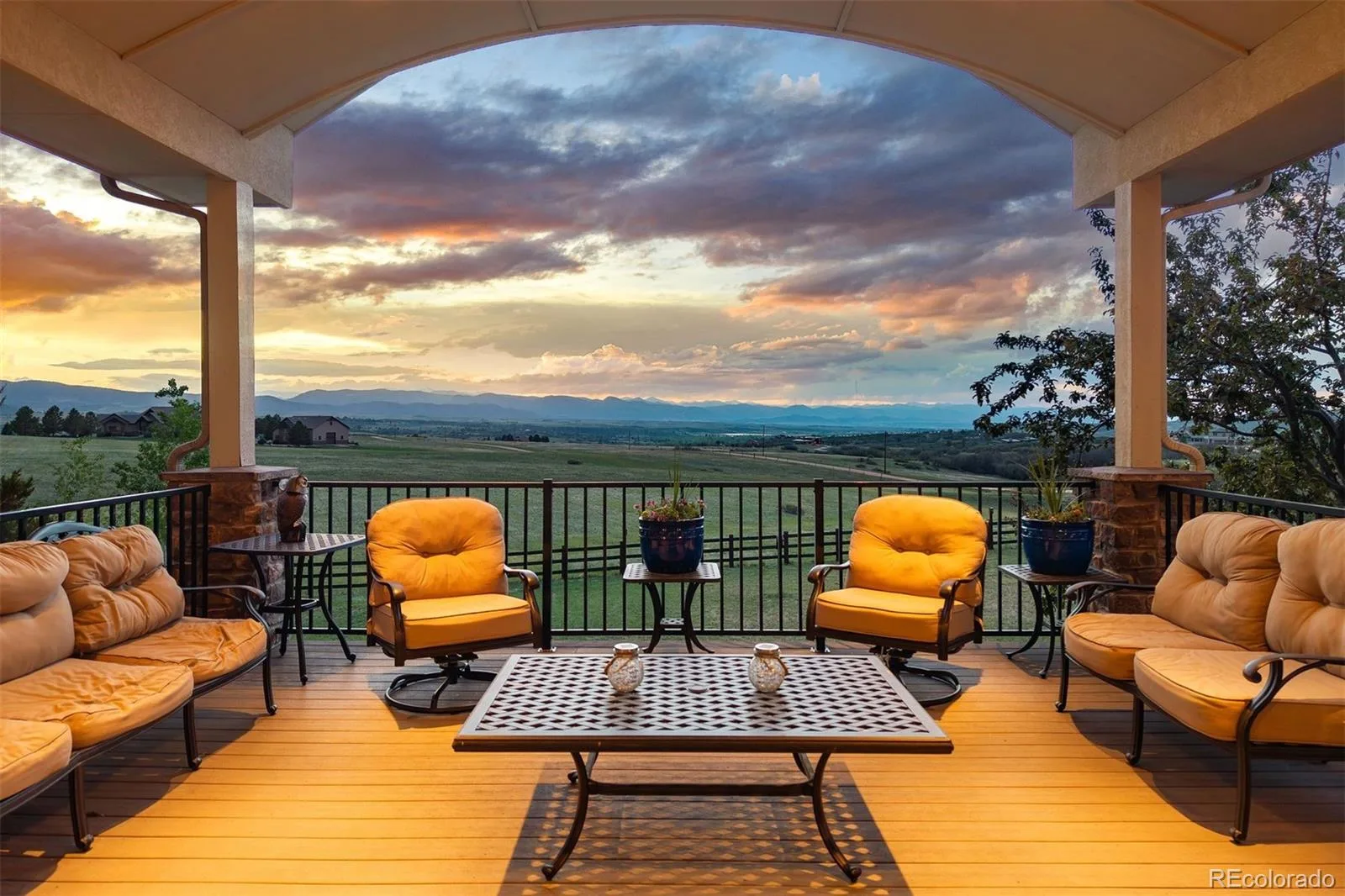 3044 Elk Canyon Circle Sedalia CO 80135 | MLS #REC2413047 06242026225402 1600 3
