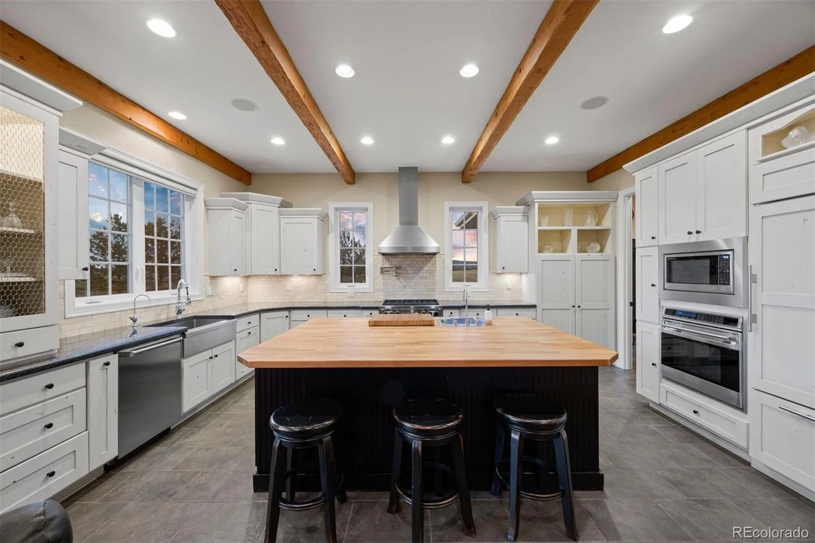 3044 Elk Canyon Circle Sedalia CO 80135 | MLS #REC2413047 06242026225402 1600 9