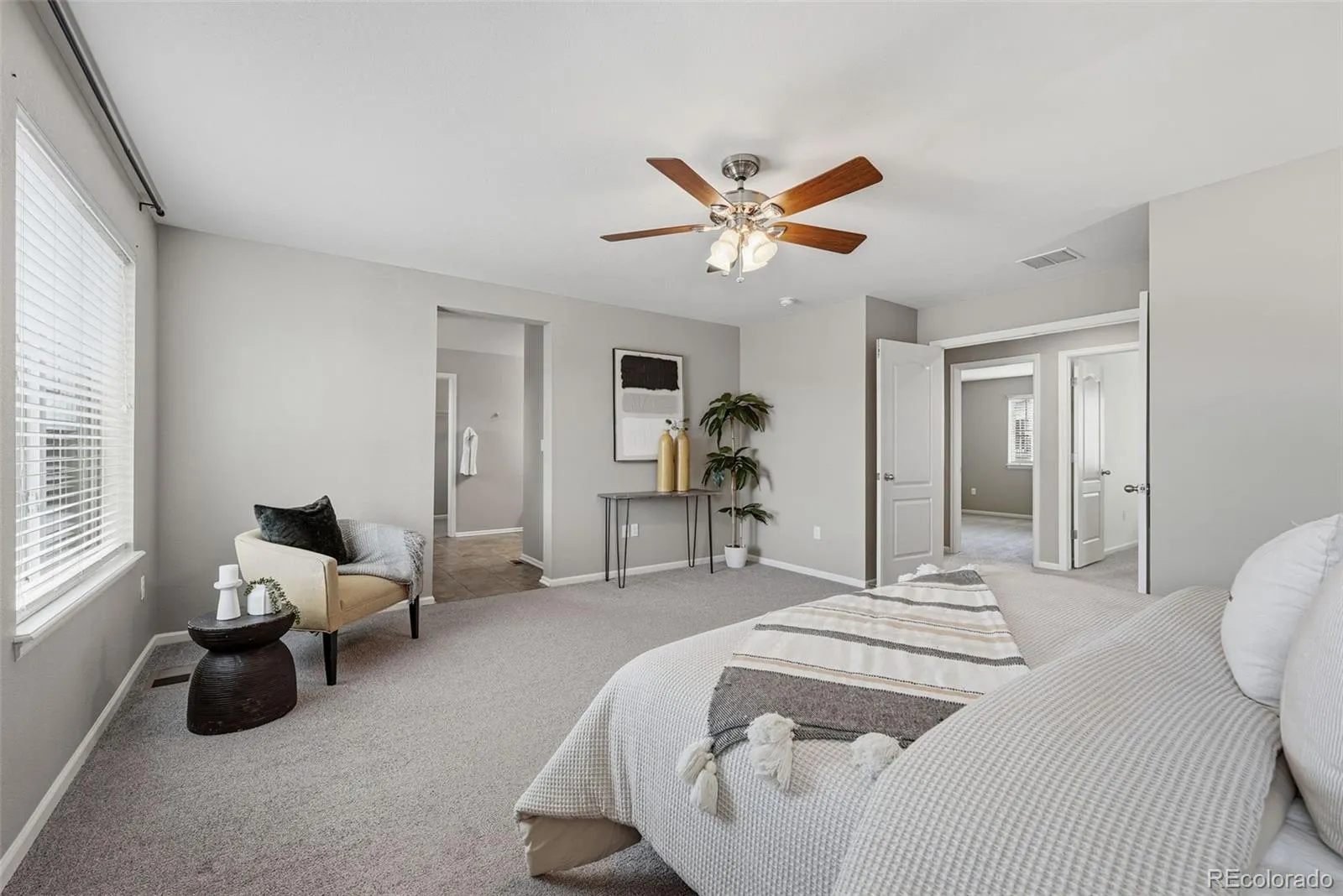 26009 E Frost Circle Aurora CO 80016 MLS #REC2414289 04162026173218 1600 15