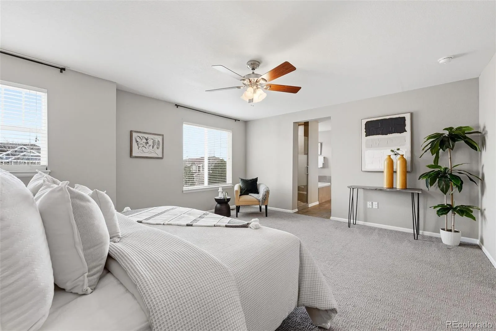 26009 E Frost Circle Aurora CO 80016 MLS #REC2414289 04162026173218 1600 17