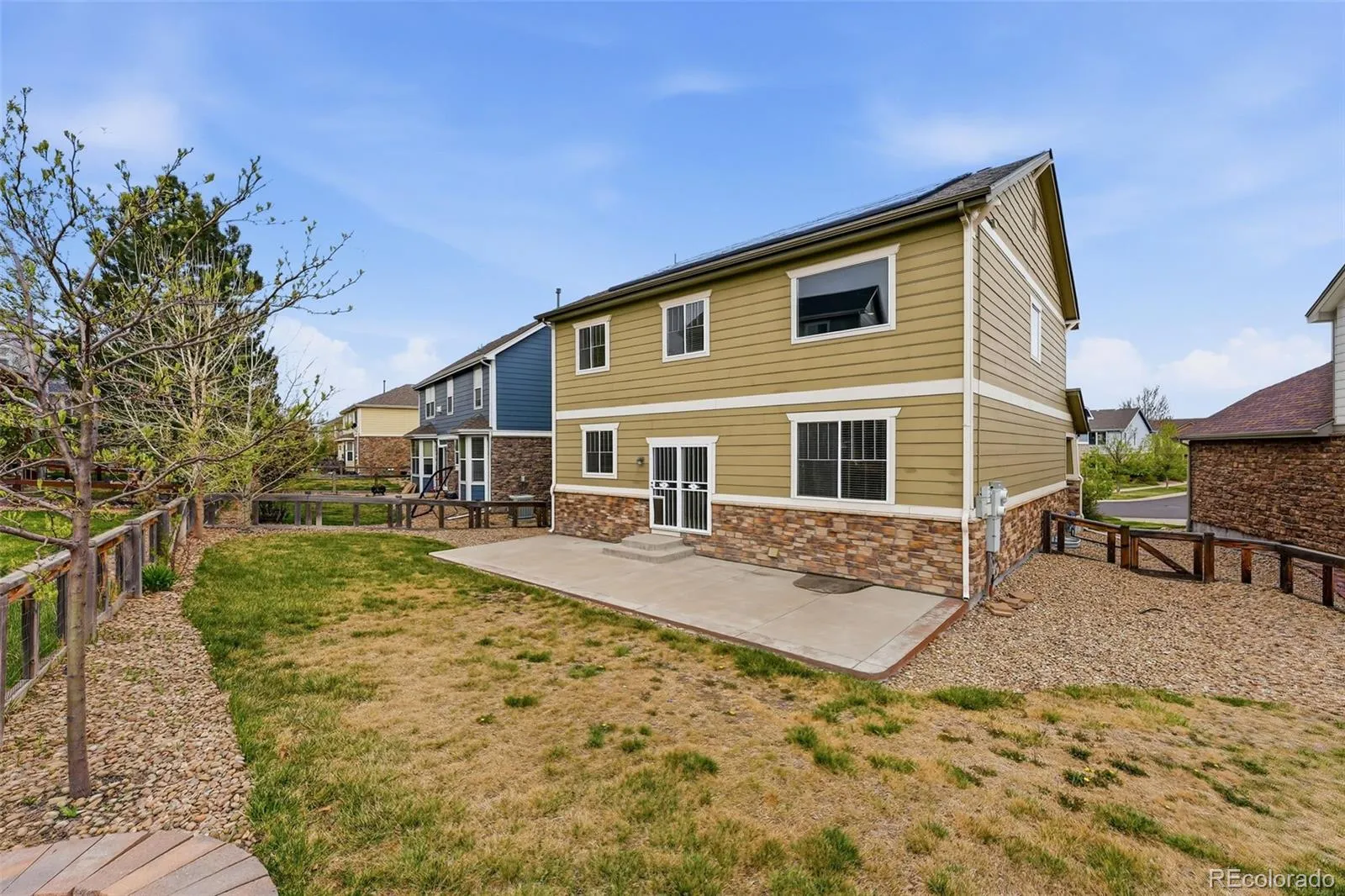 26009 E Frost Circle Aurora CO 80016 MLS #REC2414289 04162026173218 1600 33