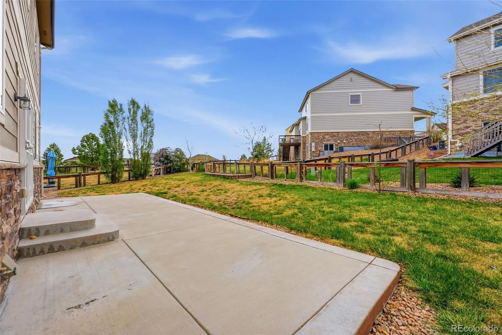 26009 E Frost Circle Aurora CO 80016 MLS #REC2414289 04162026173218 1600 37