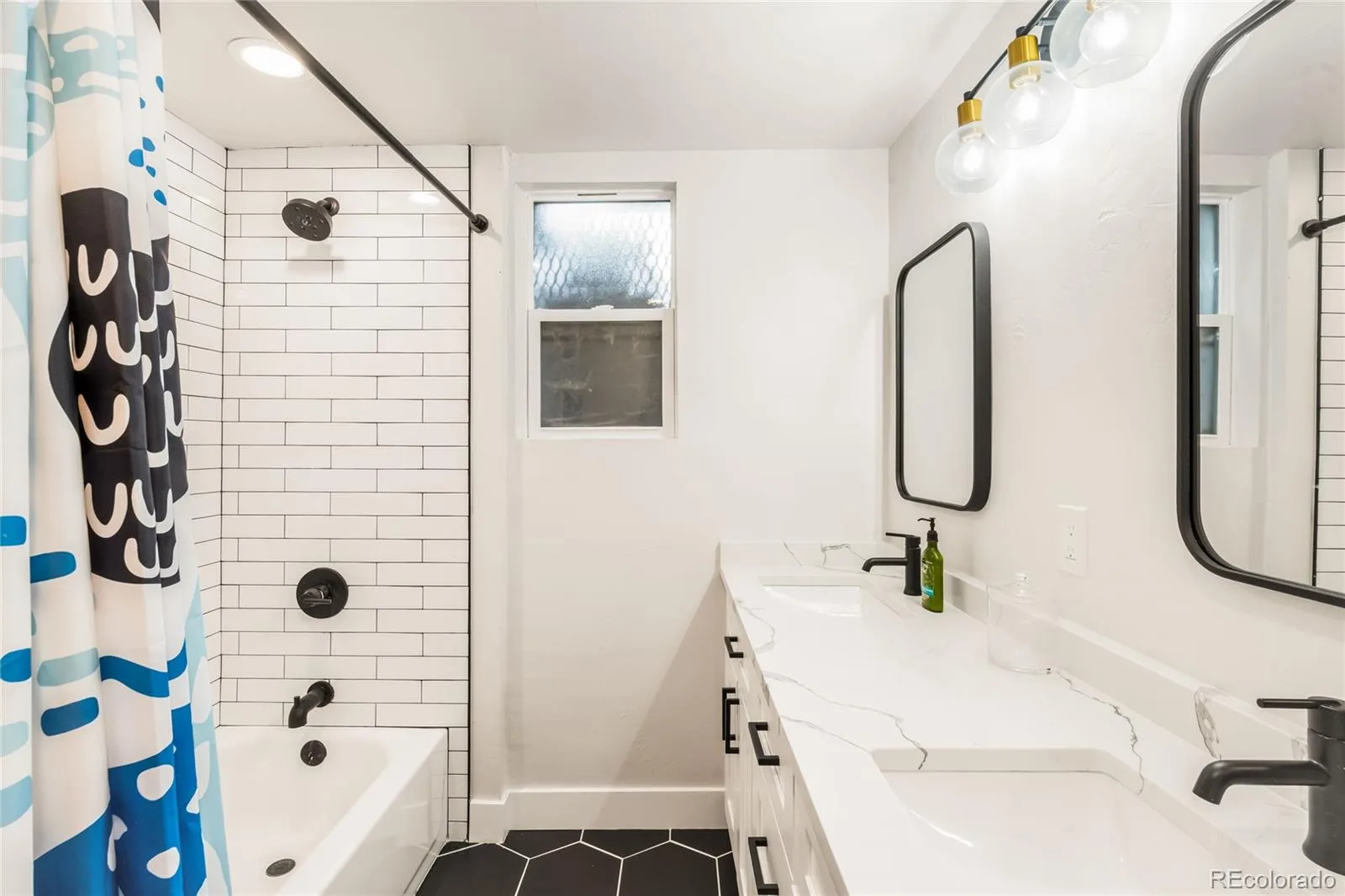 200 Locust Street Denver CO 80220 MLS #REC2415283 06032026221717 1600 31