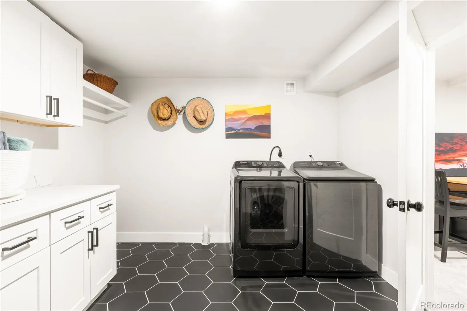 200 Locust Street Denver CO 80220 MLS #REC2415283 06032026221717 1600 32