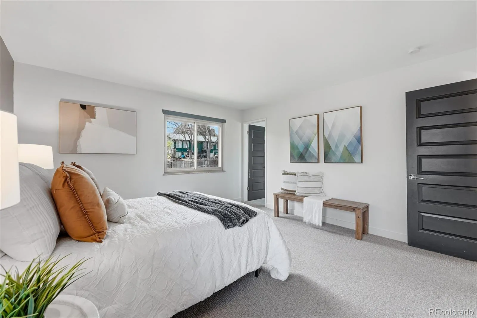 04092026002647 1600 20