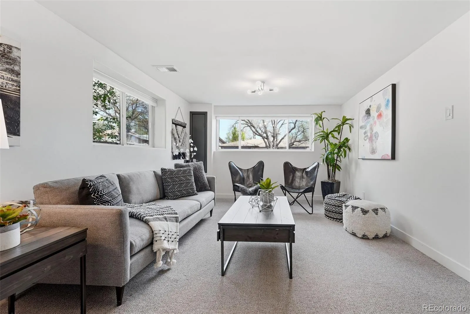 04092026002647 1600 30